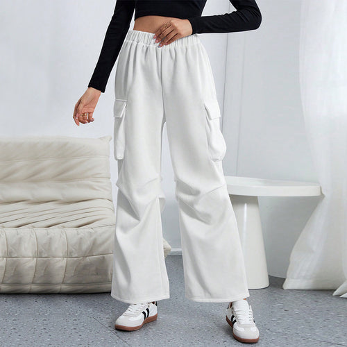 Pantalons cargo pour femmes avec coupe ample et poches pratiques Chic & Stil