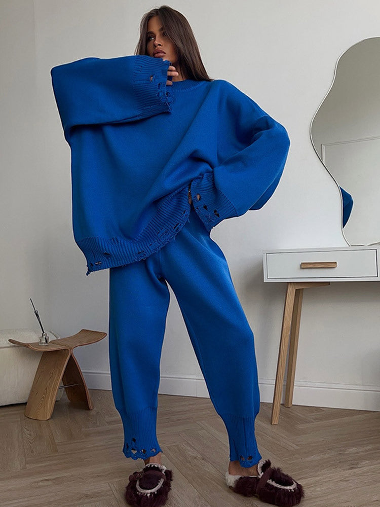 Women's Oversized Knit Set made of Fine Knit with Destroyed Hem, Wide Sweater and Casual Slip-On Pants Amarae