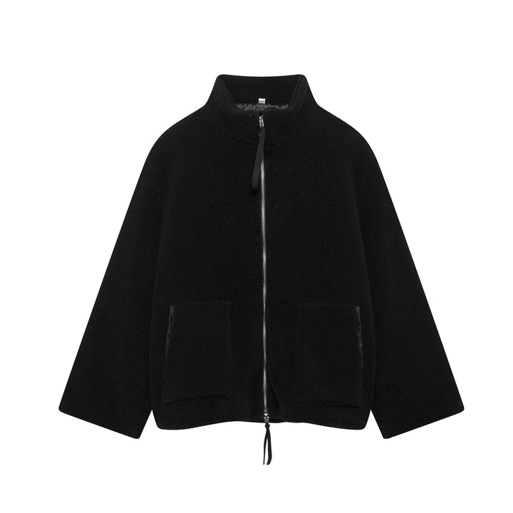 Comfortable fleece jacket for women with a high collar and practical pockets Lune London