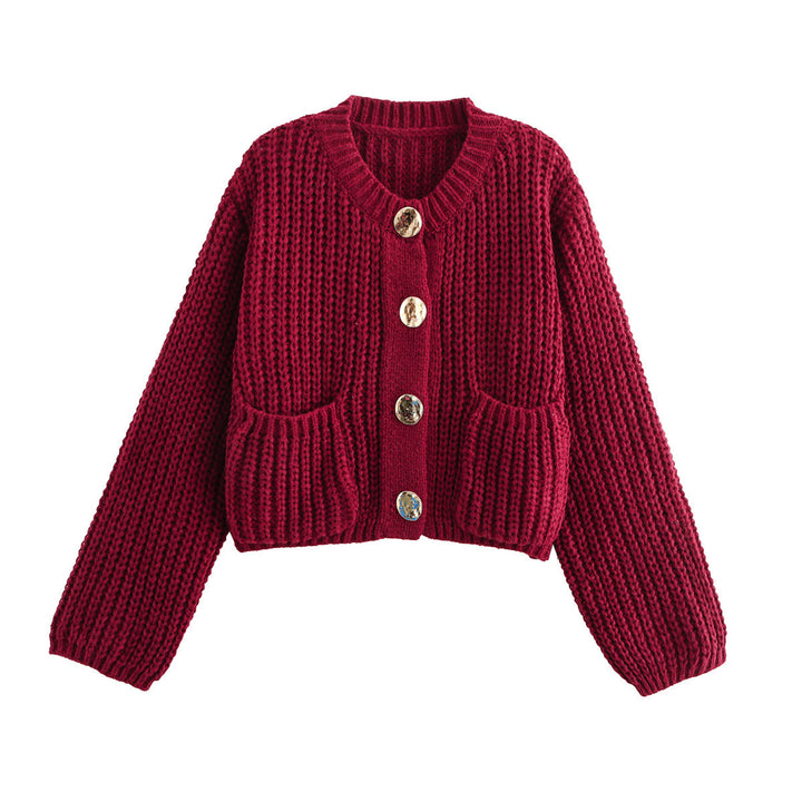 Chunky knit cardigan for women with large buttons and practical pockets Lune London