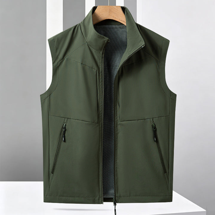 Men's Lightweight Multifunctional Softshell Vest with Breathable Mesh Lining and Two-Way Zipper Amarae