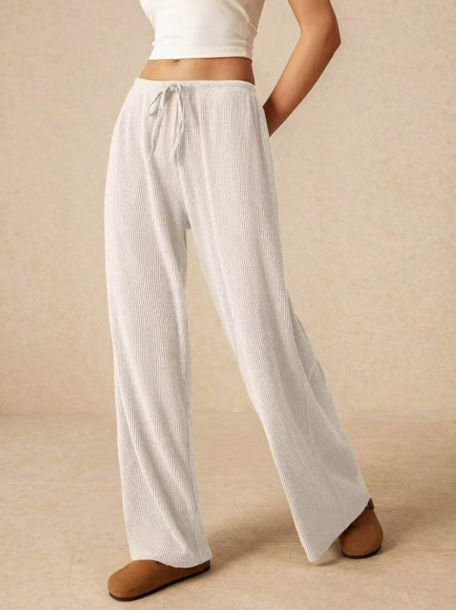 Loose leisure pants for women with elastic waistband and drawstring Lune London