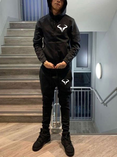 Men's tracksuit with hoodie and practical pockets Amarae