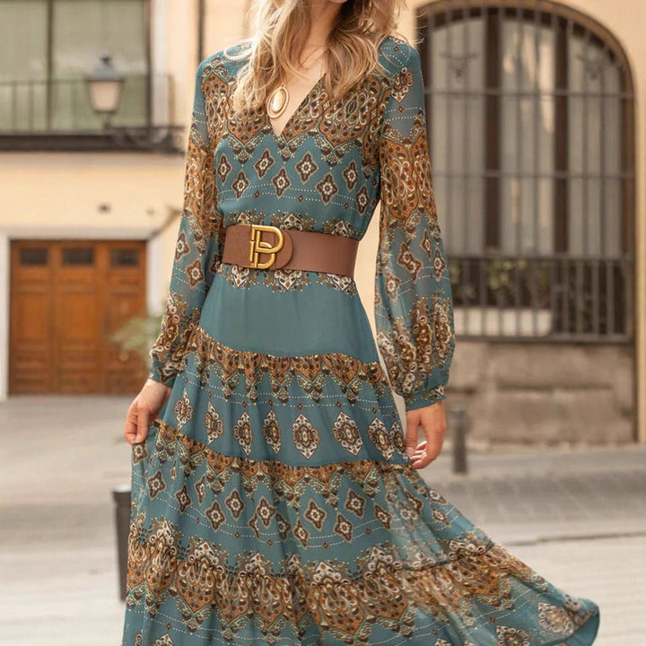 Maxi dress for women with voluminous sleeves and elegant floral design Lune London