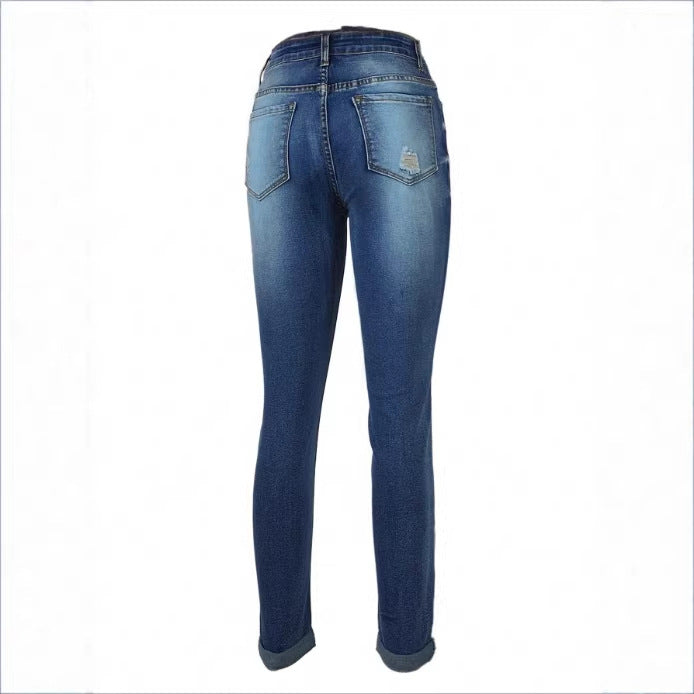 Women's Cropped Slim-Fit Denim Pants with mid-rise waist, cuffed hem and subtle used look Amarae