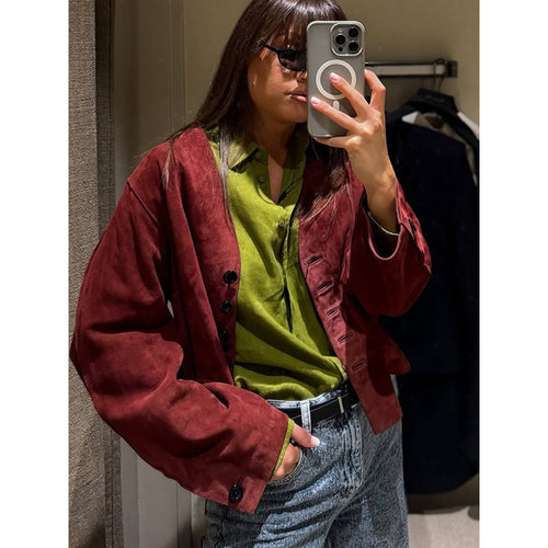 Amarae stylish suede jacket for women with a short design