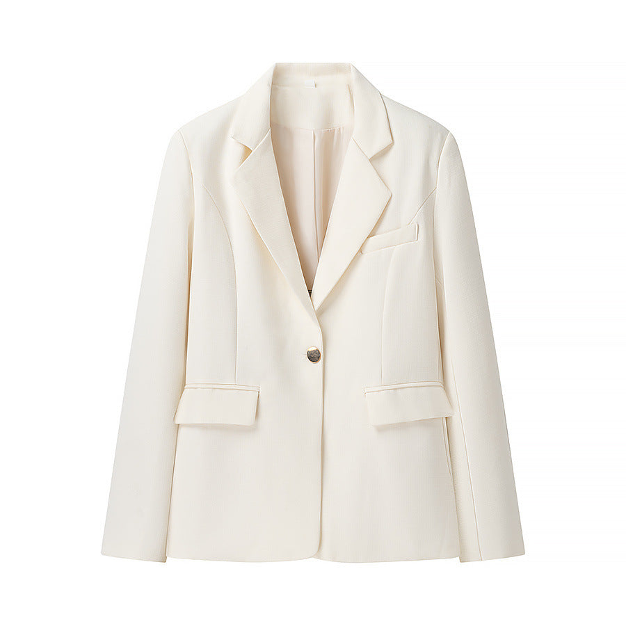 Elegant blazer jacket for women with textured design and practical pockets Lune London