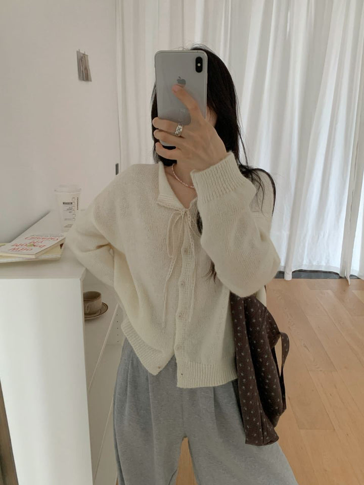 Casual knitted cardigan for women with drawstring and fine texture Lune London