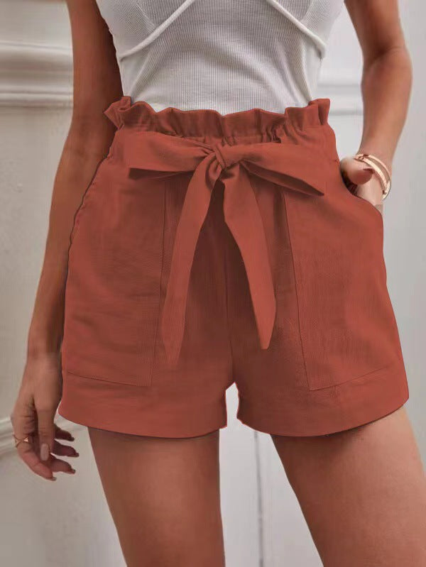 Fitted women's shorts with tie and practical pockets Lune London
