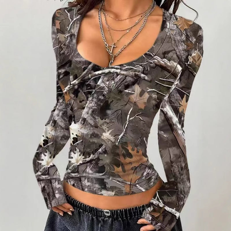 Long sleeve women’s camouflage T-shirt with V-neck and chic modern details