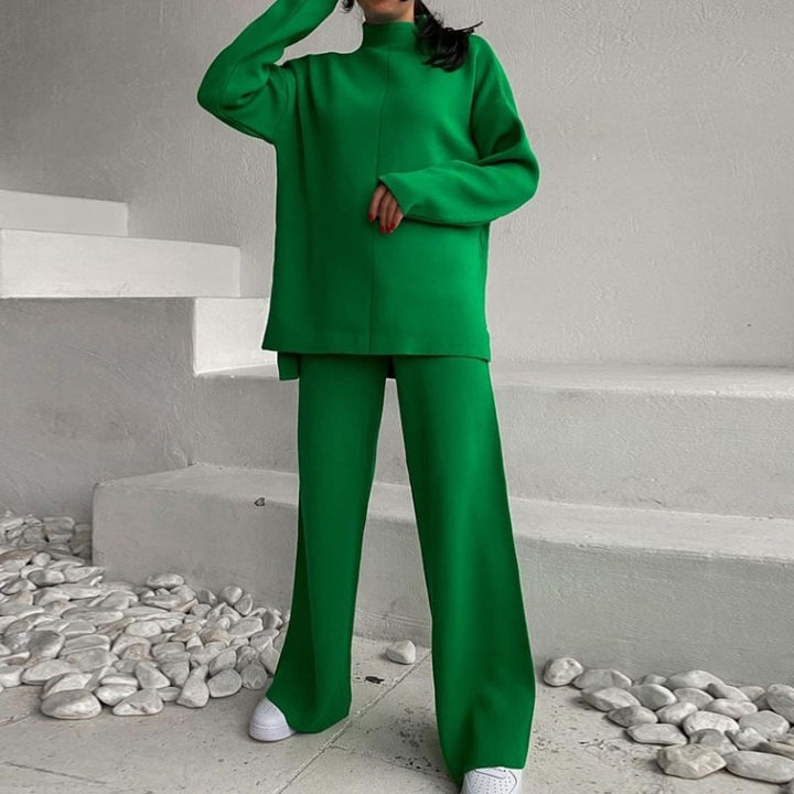 Ensemble de sweatshirt décontracté pour femmes avec coupe ample et col haut Chic & Stil