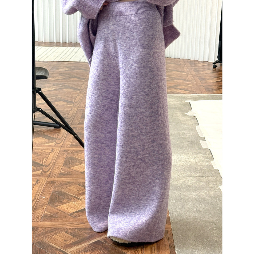 Women High-waisted fluffy knit palazzo pants with wide leg Amarae