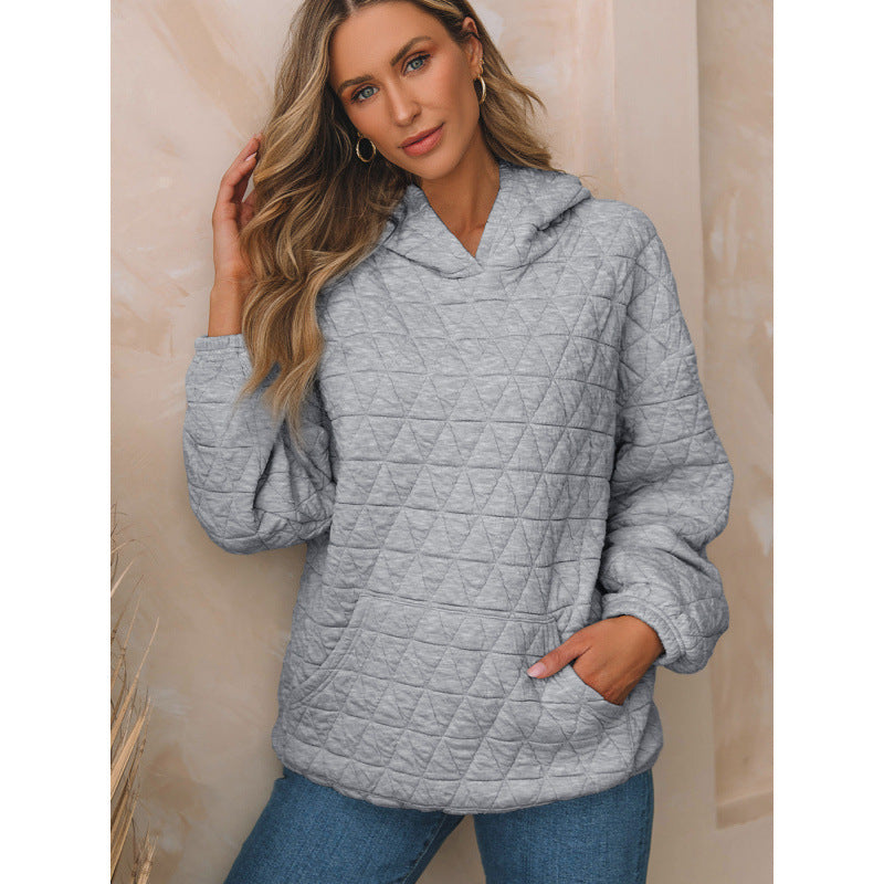 Quilted hooded sweatshirt for women with practical pockets Amarae