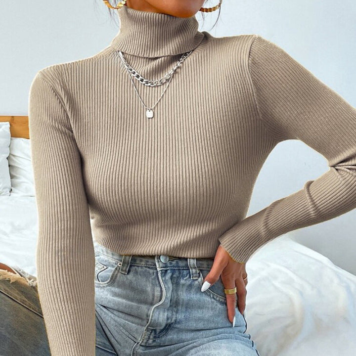 Women's Elegant Turtleneck Sweater with Fine Ribbed Texture Lune London