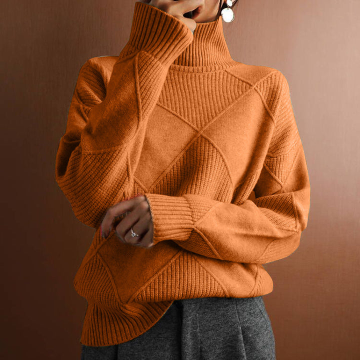Trendy women's turtleneck sweater with a structured look Lune London
