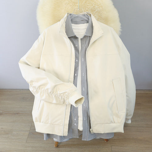 Transitional jacket for men with elastic arm openings and practical pockets Amarae