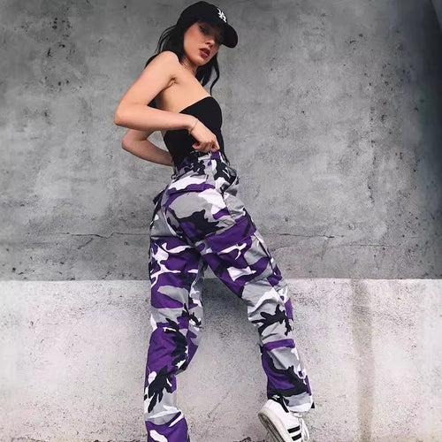 Women's cargo pants with elastic waistband and stylish camouflage design Amarae