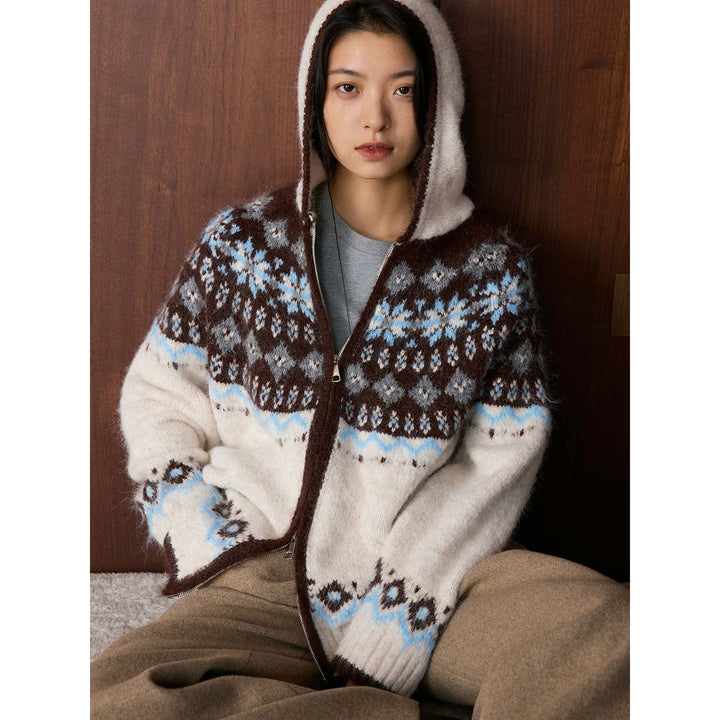 Ladies hooded cardigan made of mohair blend with Norwegian knit and zipper Amarae