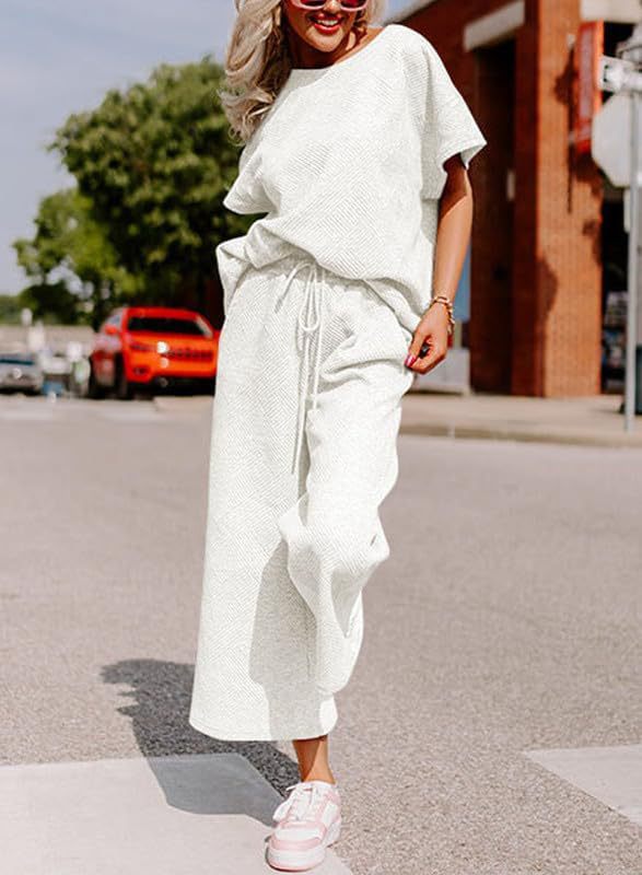 Casual jumpsuit set for ladies in soft material with elastic waist and wide legs Lune London