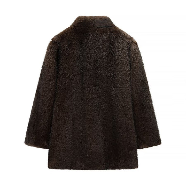 Women's short coat made of luxurious synthetic fur with straight cut Amarae