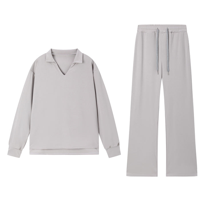 Cozy lounge set for women with V-neck Lune London