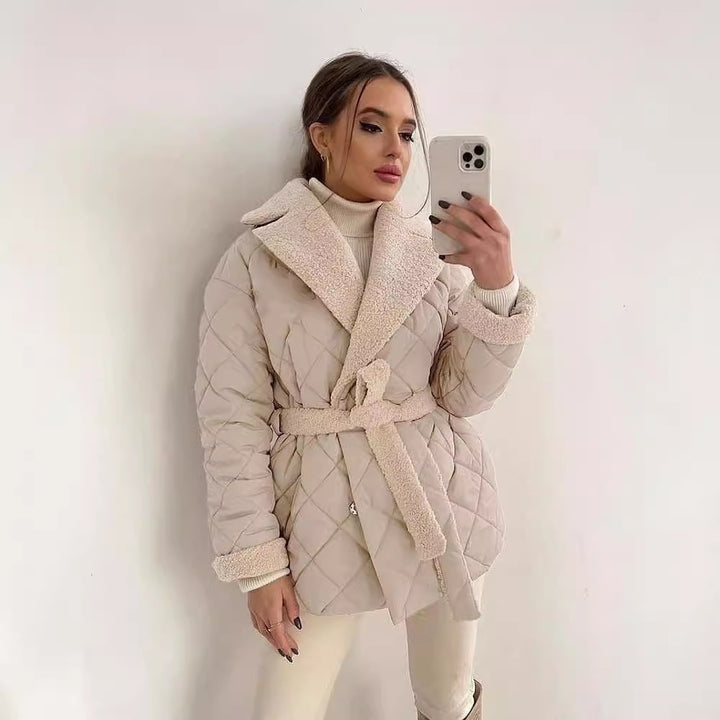 Quilted winter jacket for women with soft collar and belt Lune London