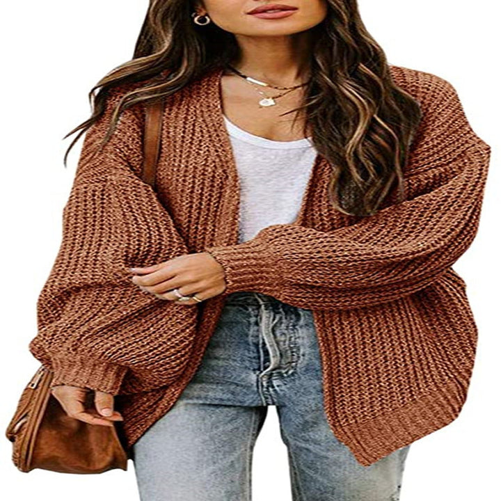 Oversized knitted sweater for women with balloon sleeves and a structured design Lune London