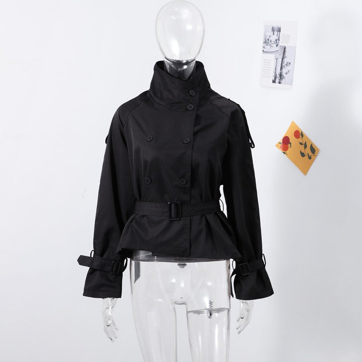 Modern trench coat for women with high collar and practical side pockets Lune London