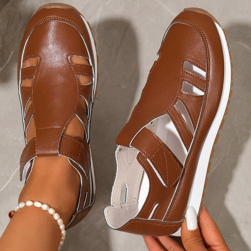 Comfortable women's sandals with ergonomic strap design and breathable surface technology Amarae