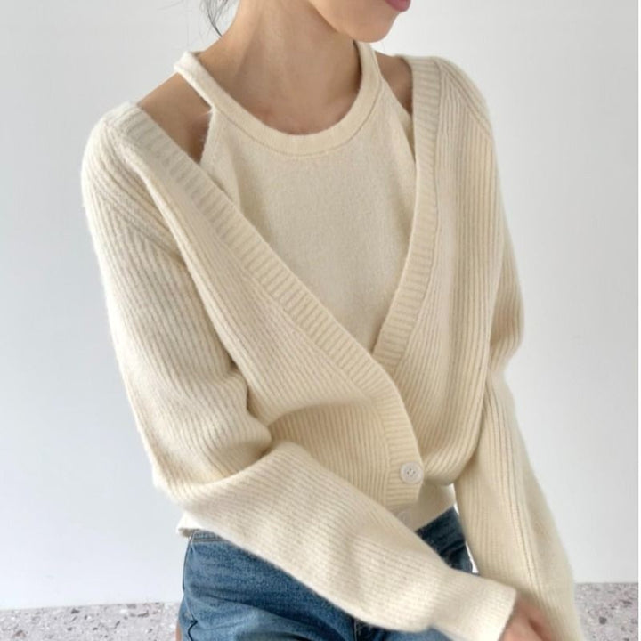 Cardigan sophistiqué pour femmes avec décolleté en V profond et fermeture à boutons Chic & Stil