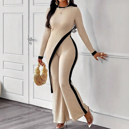 Combinaison élégante pour femme avec design asymétrique et piping contrastant Chic & Stil