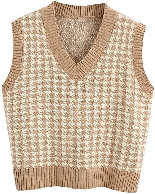 Knitted vest for women with a modern houndstooth pattern Lune London