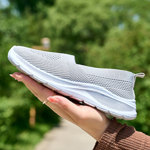 Ladies slip-on running shoes comfortable and breathable Amarae