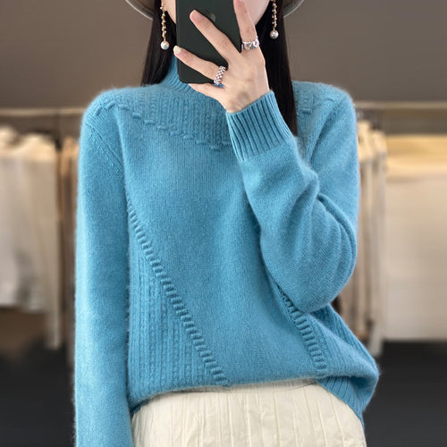 Ladies elegant and comfortable knitted sweater with unique design Chic und Style