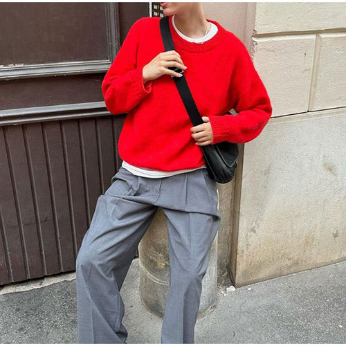 Relaxed knit sweater for women with a casual fit and soft materials Amarae