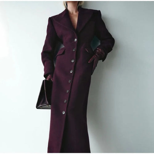 Ladies elegant wool coat with fitted cut and long sleeves Amarae