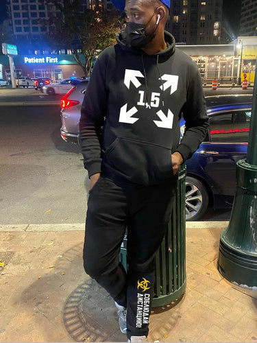 Men's hoodie and jogger pants set with trendy Amarae print