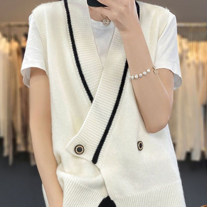 Gilet tricoté à la mode pour femmes avec double bouton Chic & Stil