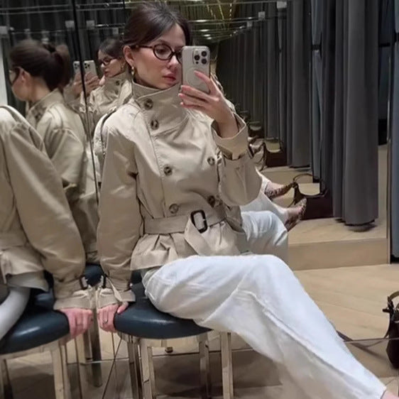 Ladies elegant short trench coat with double-breasted and belt Lune London