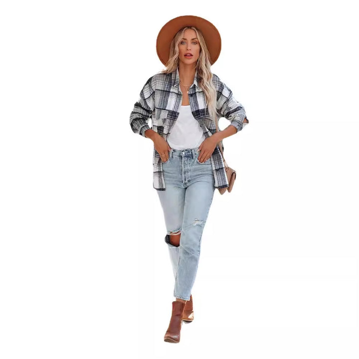 Casual plaid shirt for women with patch pockets Lune London