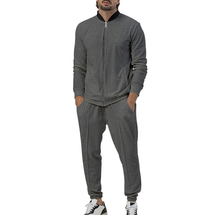 Men's sports set with high collar and practical zip pockets Lune London