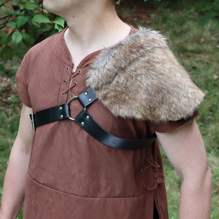 Men's shoulder strap with faux fur padding and adjustable leather strap Amarae