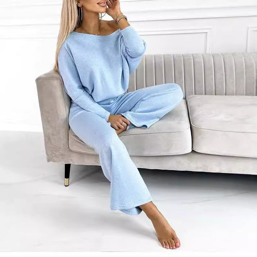 Ladies elegant and casual loungewear set with a loose fit Amarae