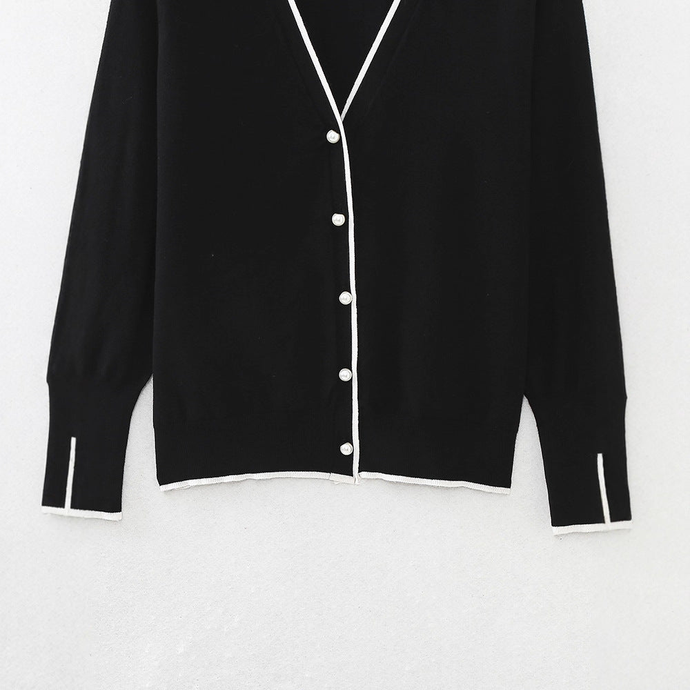 Elegant women's cardigan knit with contrasting details Lune London