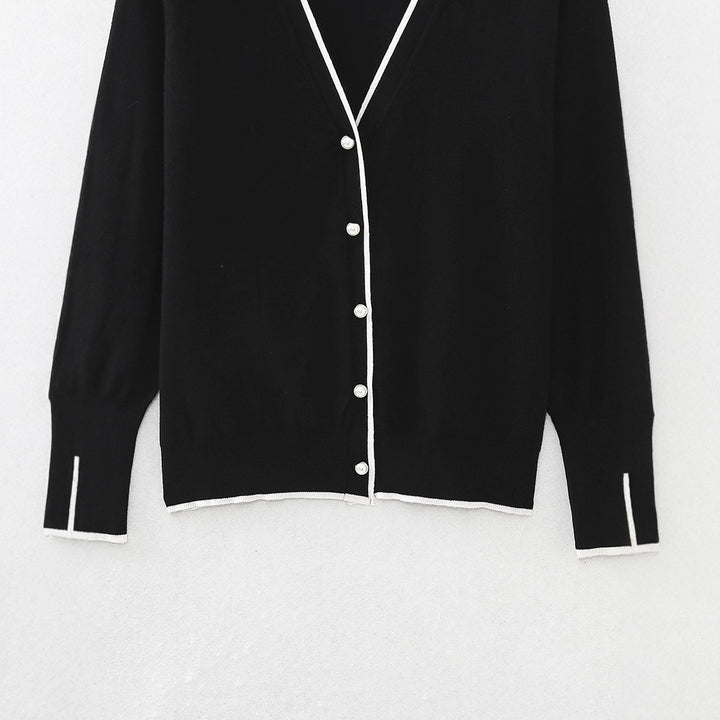 Elegant women's cardigan knit with contrasting details Lune London