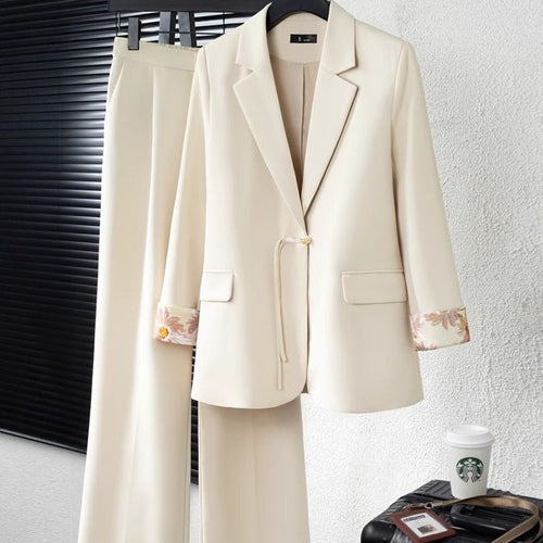 Ensemble blazer élégant pour femmes avec doublure florale Chic & Stil