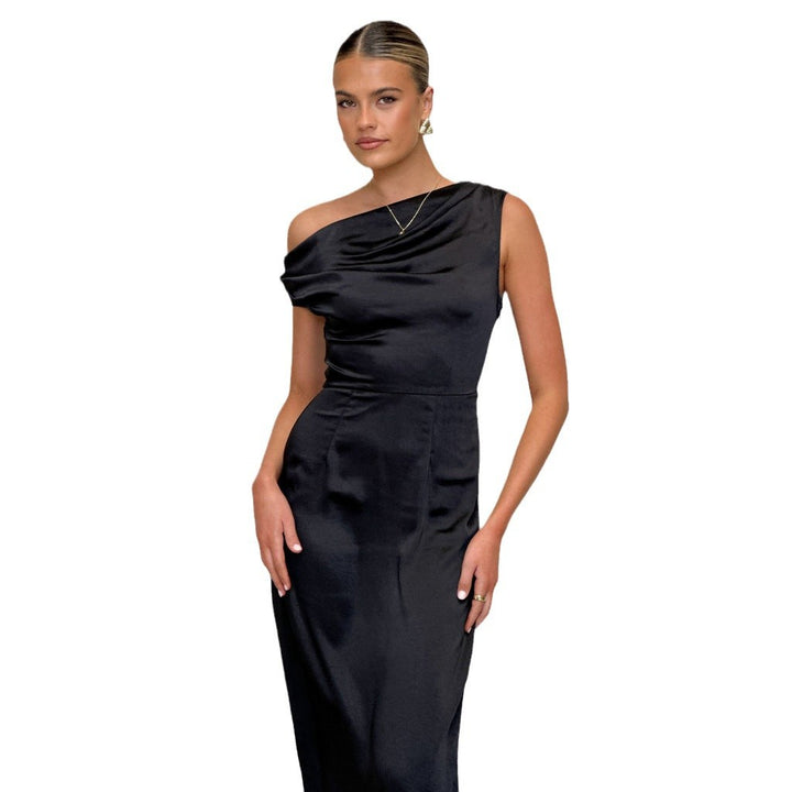 Maxi Chic Dress for Women with Asymmetrical Neckline and Chic Ruched Detail & Stil