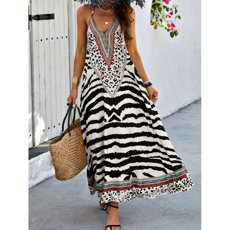 Bohemian maxi dress for women with exotic print Lune London