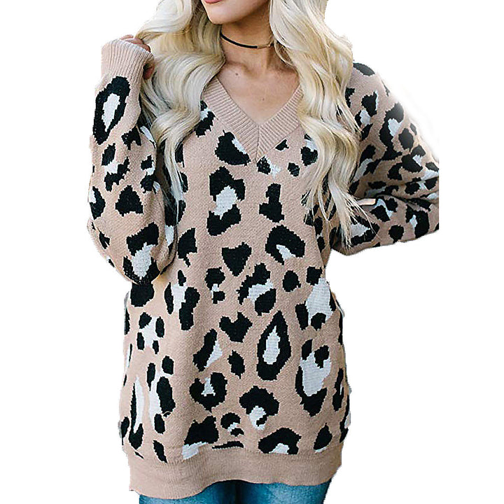 Women’s sweater with leopard pattern and V-neck Lune London