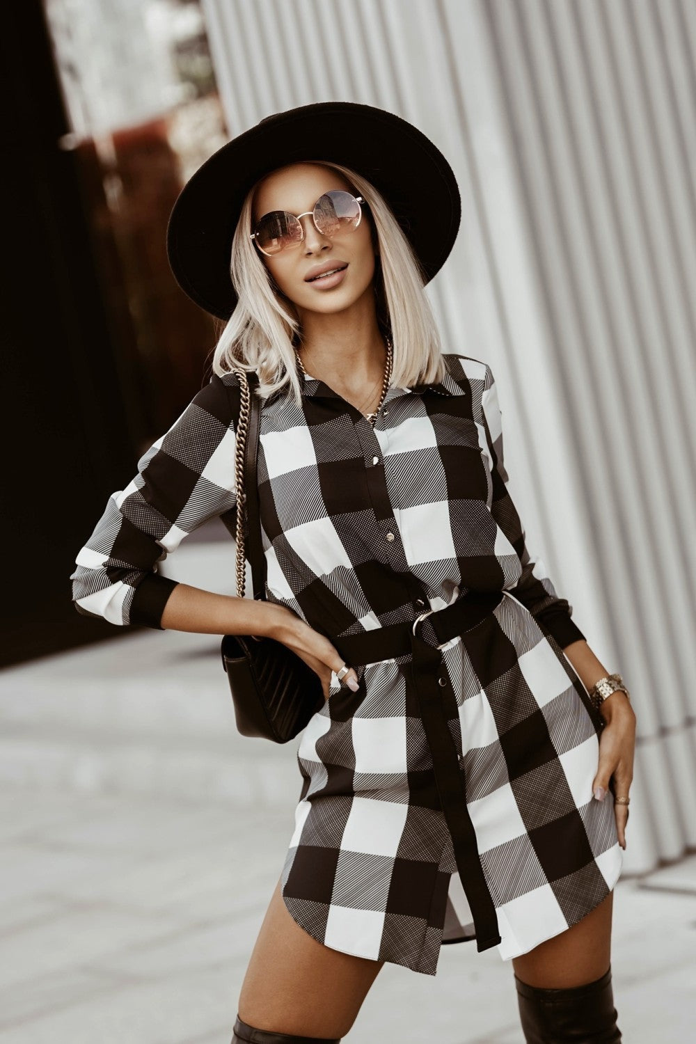 Robe chemise décontractée pour dames avec ceinture Chic & Stil